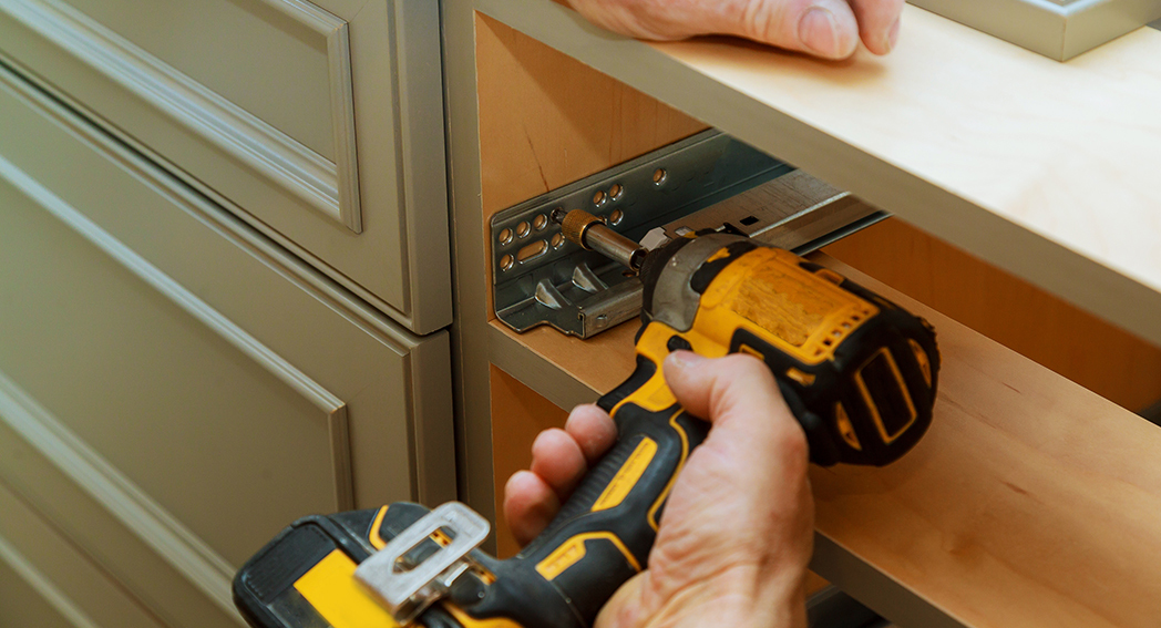 Closet Repair and Servicing Cabinet Repair